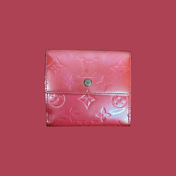 Authentic red Louis Vuitton vernis pattern wallet - Picture 1 of 16